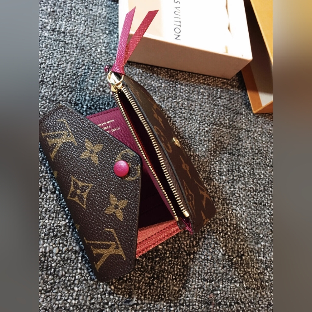 Louis Vuitton Victorine Wallet